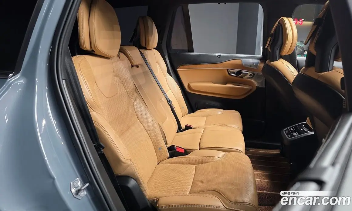 Volvo XC90 2019 2.0 автомат (гидро), фото 12