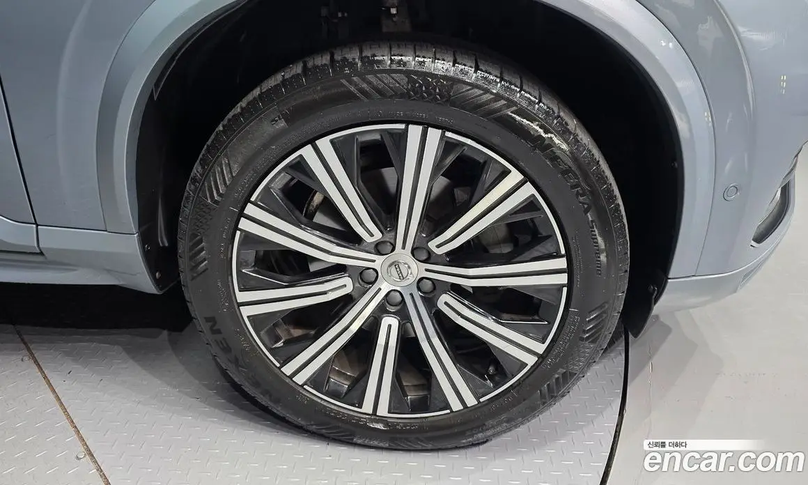 Volvo XC90 2019 2.0 автомат (гидро), фото 5