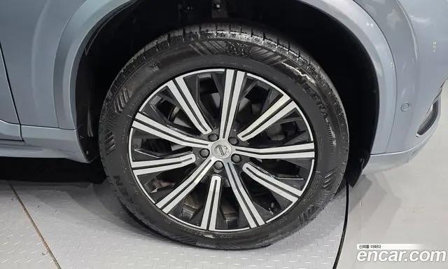 Volvo XC90 2019 2.0 автомат (гидро), миниатюра 5