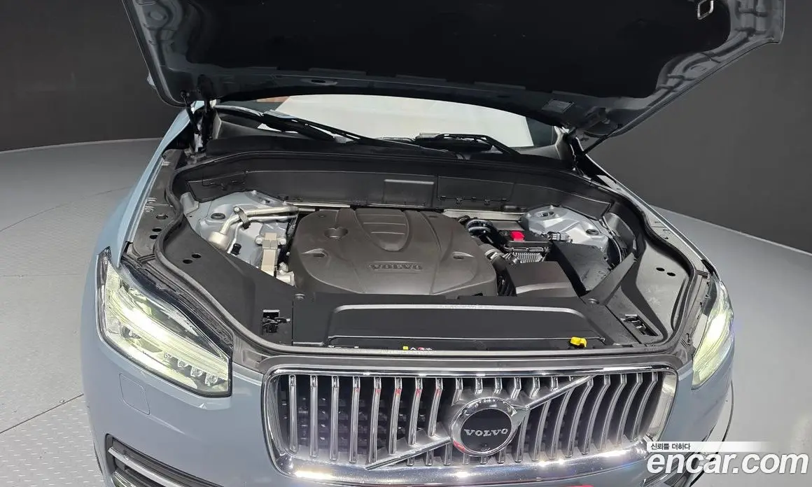 Volvo XC90 2019 2.0 автомат (гидро), фото 6