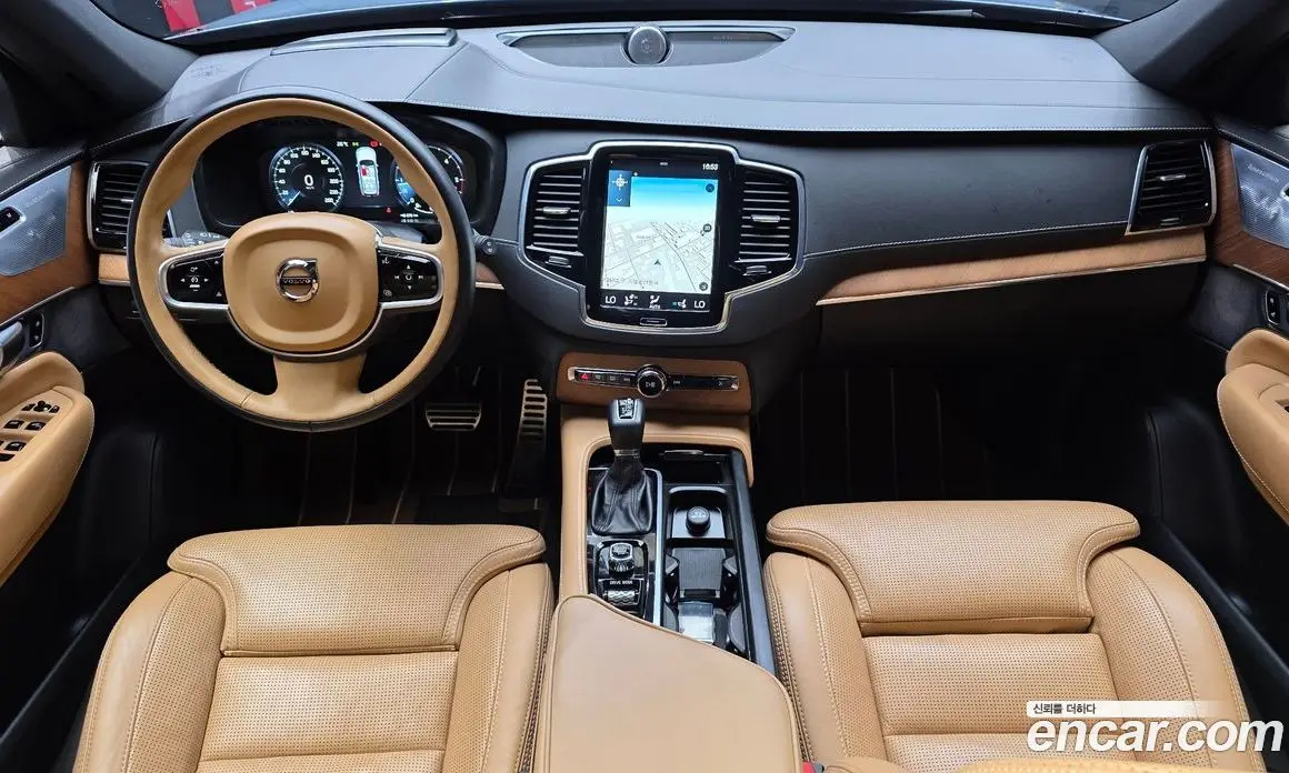 Volvo XC90 2019 2.0 автомат (гидро), фото 7