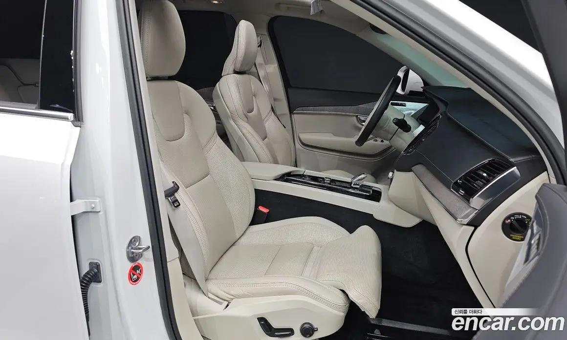 Volvo XC90 2023 2.0 автомат (гидро), фото 11 Volvo XC90 2023 2.0 автомат (гидро), фото 11