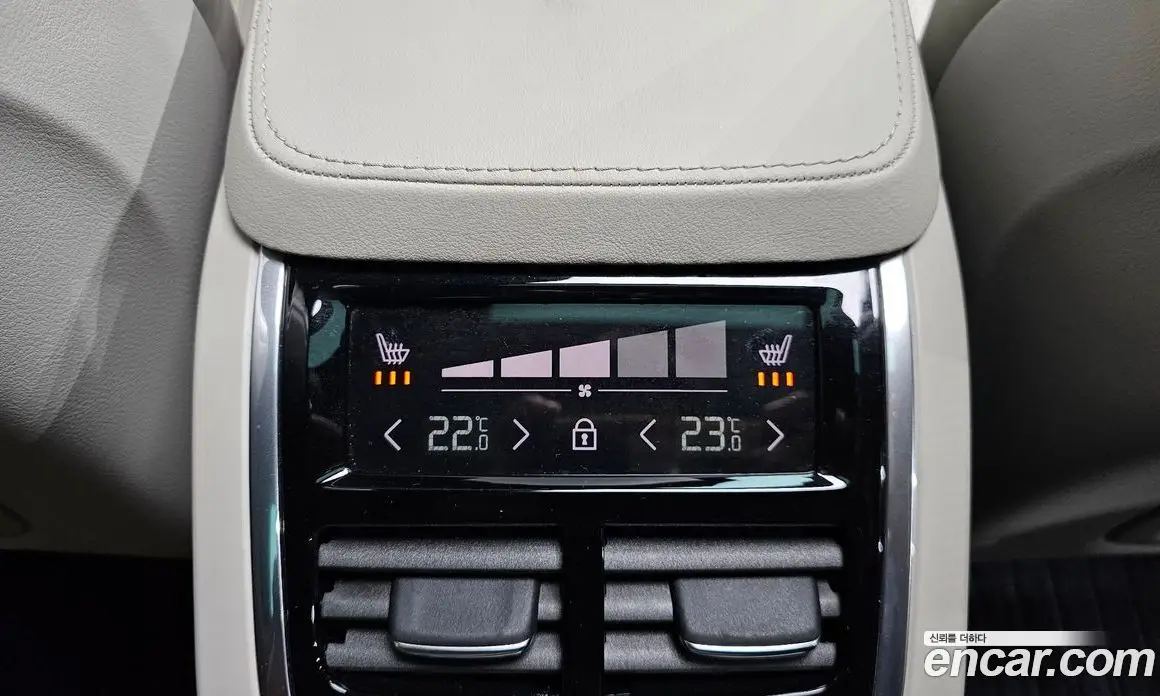 Volvo XC90 2023 2.0 автомат (гидро), фото 19 Volvo XC90 2023 2.0 автомат (гидро), фото 19