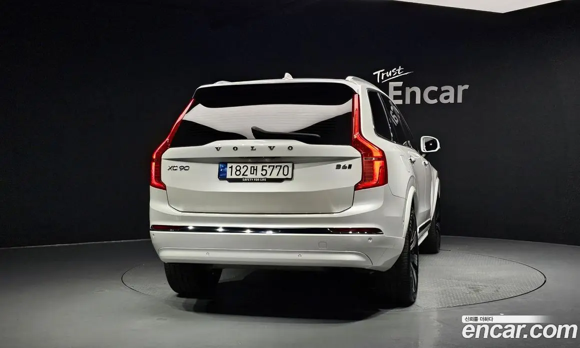 Volvo XC90 2023 2.0 автомат (гидро), фото 4 Volvo XC90 2023 2.0 автомат (гидро), фото 4
