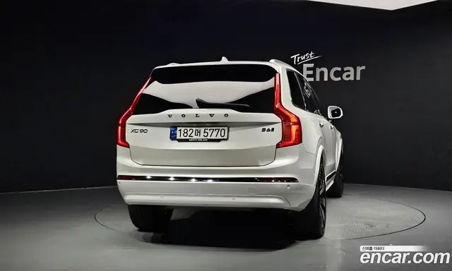 Volvo XC90 2023 2.0 автомат (гидро), миниатюра 4 Volvo XC90 2023 2.0 автомат (гидро), миниатюра 4