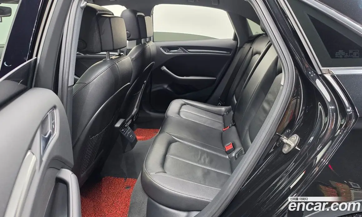 Audi A3 2018 2.0 автомат (гидро), фото 11 Audi A3 2018 2.0 автомат (гидро), фото 11