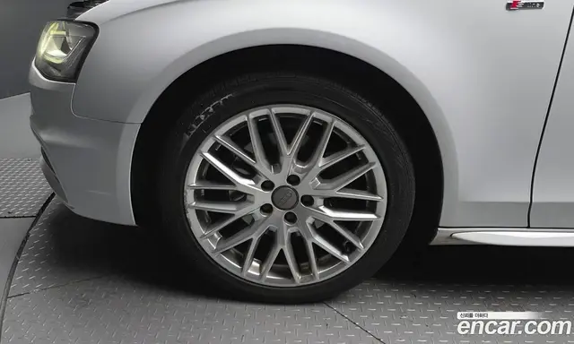 Audi A4 2015 2.0 автомат (гидро), миниатюра 5 Audi A4 2015 2.0 автомат (гидро), миниатюра 5