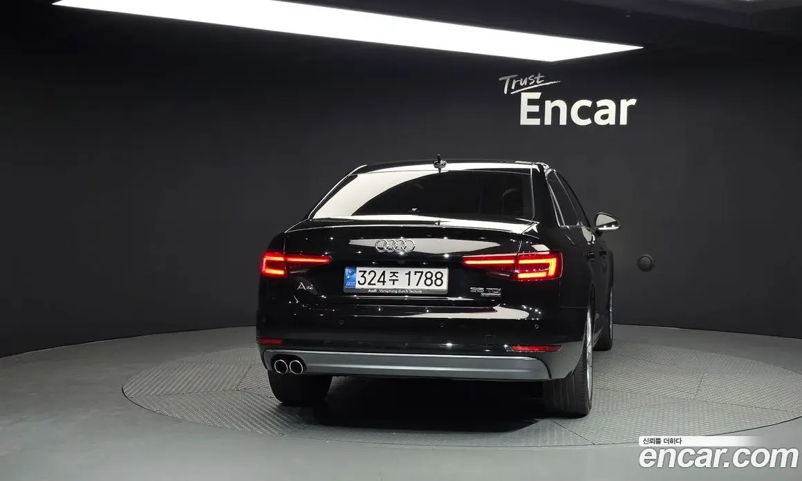 Audi A4 2018 2.0 автомат (гидро), фото 4 Audi A4 2018 2.0 автомат (гидро), фото 4