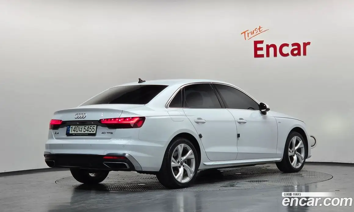 Audi A4 2021 2.0 автомат (гидро), фото 2 Audi A4 2021 2.0 автомат (гидро), фото 2