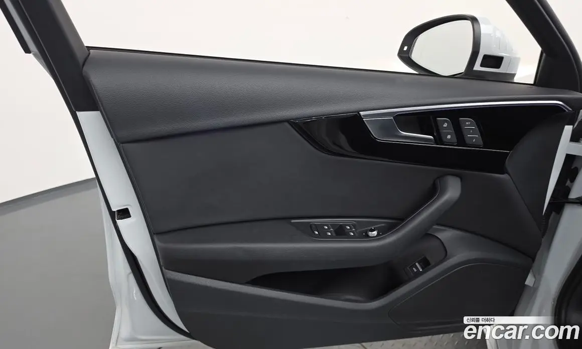 Audi A4 2021 2.0 автомат (гидро), фото 14 Audi A4 2021 2.0 автомат (гидро), фото 14