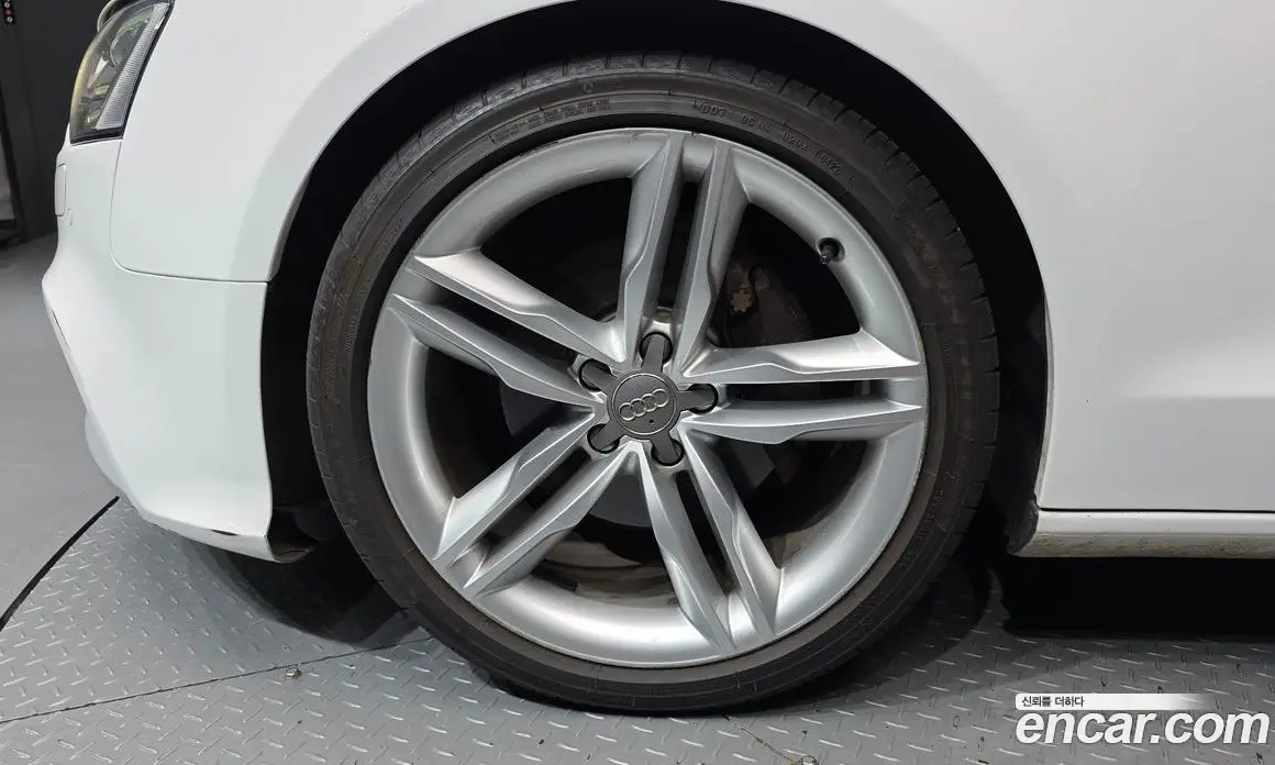Audi A5 2012 2.0 автомат (гидро), фото 5 Audi A5 2012 2.0 автомат (гидро), фото 5