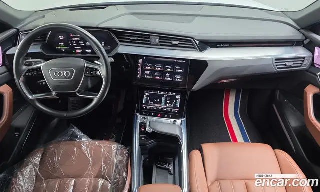 Audi e-tron 2022 0.2 автомат (гидро), миниатюра 7 Audi e-tron 2022 0.2 автомат (гидро), миниатюра 7