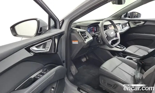 Audi Q4 e-tron 2025 0.2 автомат (гидро), миниатюра 10
