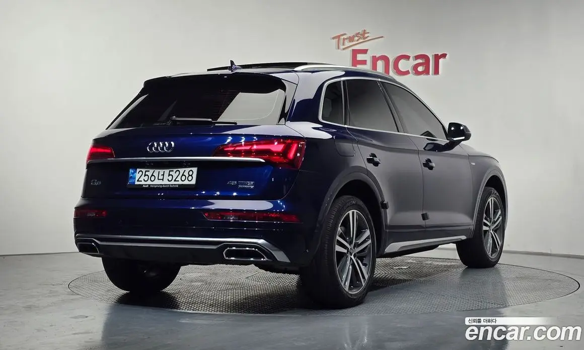 Audi Q5 2021 2.0 автомат (гидро), фото 2 Audi Q5 2021 2.0 автомат (гидро), фото 2
