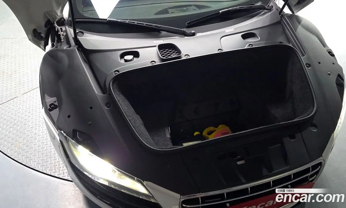 Audi R8 2012 5.2 автомат (гидро), фото 6 Audi R8 2012 5.2 автомат (гидро), фото 6