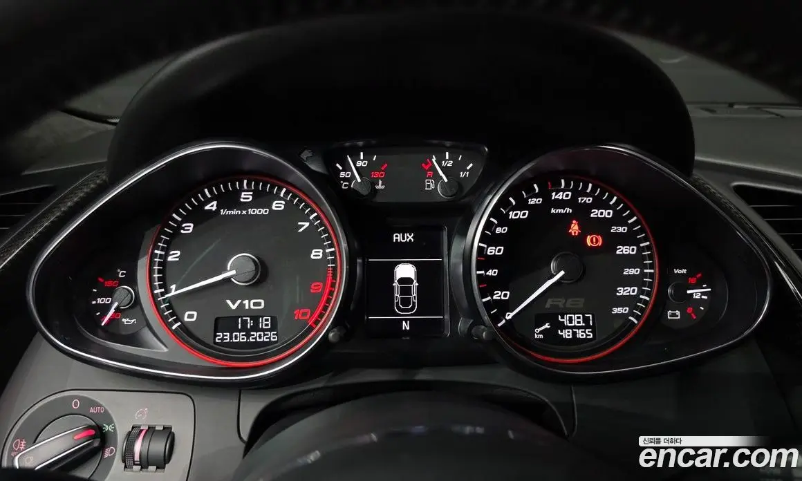 Audi R8 2012 5.2 автомат (гидро), фото 8 Audi R8 2012 5.2 автомат (гидро), фото 8