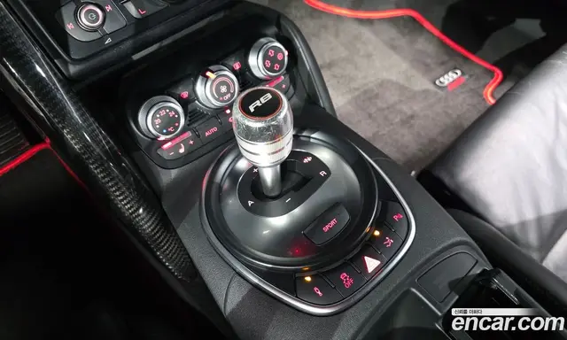 Audi R8 2012 5.2 автомат (гидро), миниатюра 9 Audi R8 2012 5.2 автомат (гидро), миниатюра 9