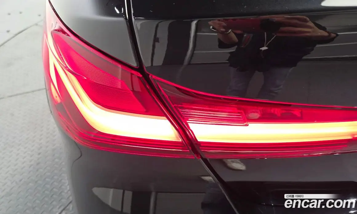 BMW 1 серия 2021 2.0 автомат (гидро), фото 9