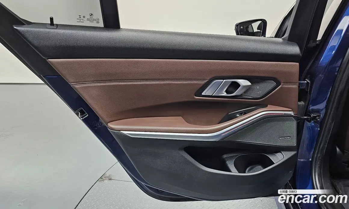 BMW 3 серия 2019 2.0 автомат (гидро), фото 15 BMW 3 серия 2019 2.0 автомат (гидро), фото 15