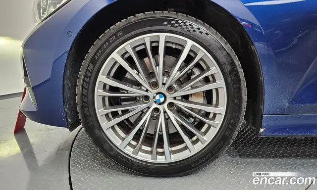 BMW 3 серия 2019 2.0 автомат (гидро), миниатюра 5 BMW 3 серия 2019 2.0 автомат (гидро), миниатюра 5