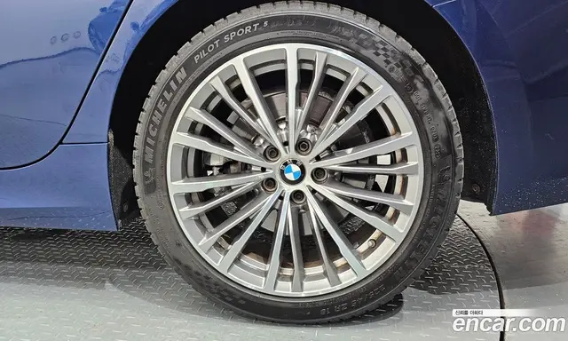 BMW 3 серия 2019 2.0 автомат (гидро), миниатюра 7 BMW 3 серия 2019 2.0 автомат (гидро), миниатюра 7