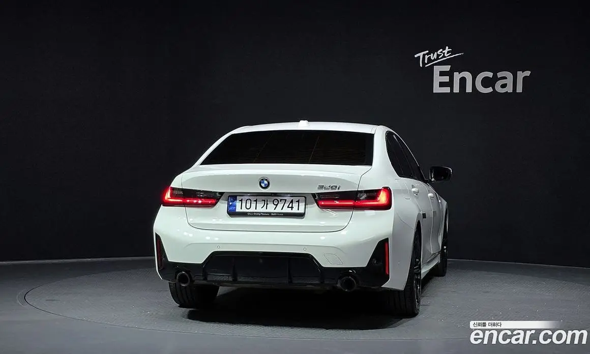 BMW 3 серия 2023 2.0 автомат (гидро), фото 4