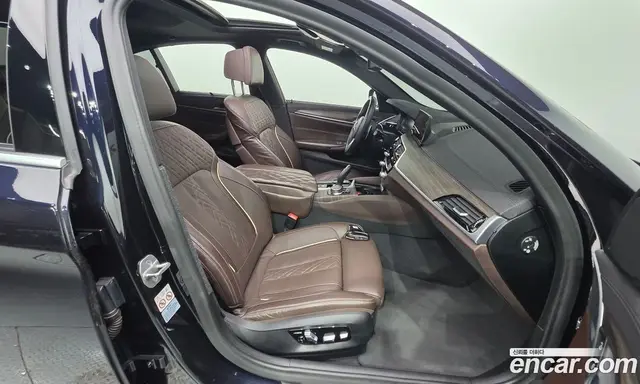 BMW 5 серия 2020 2.0 автомат (гидро), миниатюра 10 BMW 5 серия 2020 2.0 автомат (гидро), миниатюра 10