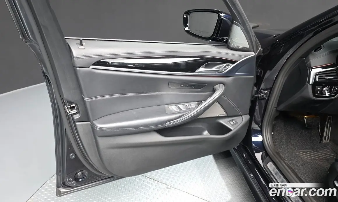 BMW 5 серия 2020 2.0 автомат (гидро), фото 14
