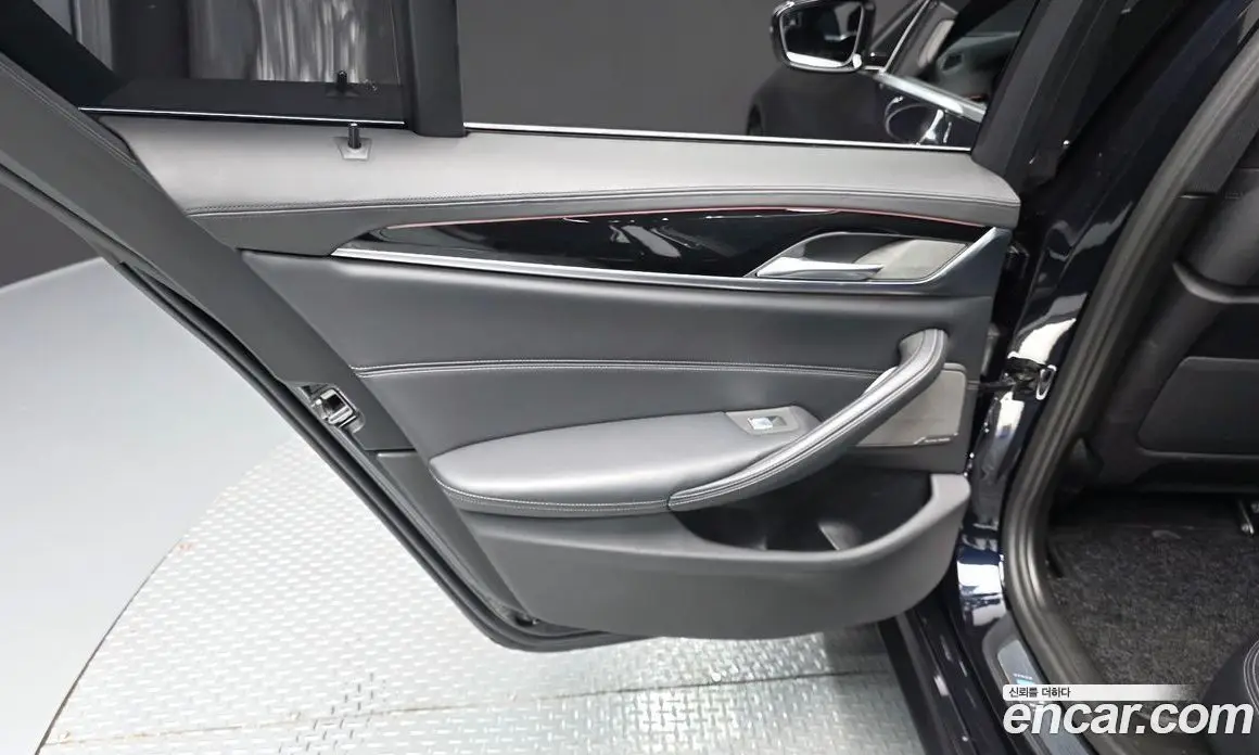 BMW 5 серия 2020 2.0 автомат (гидро), фото 15