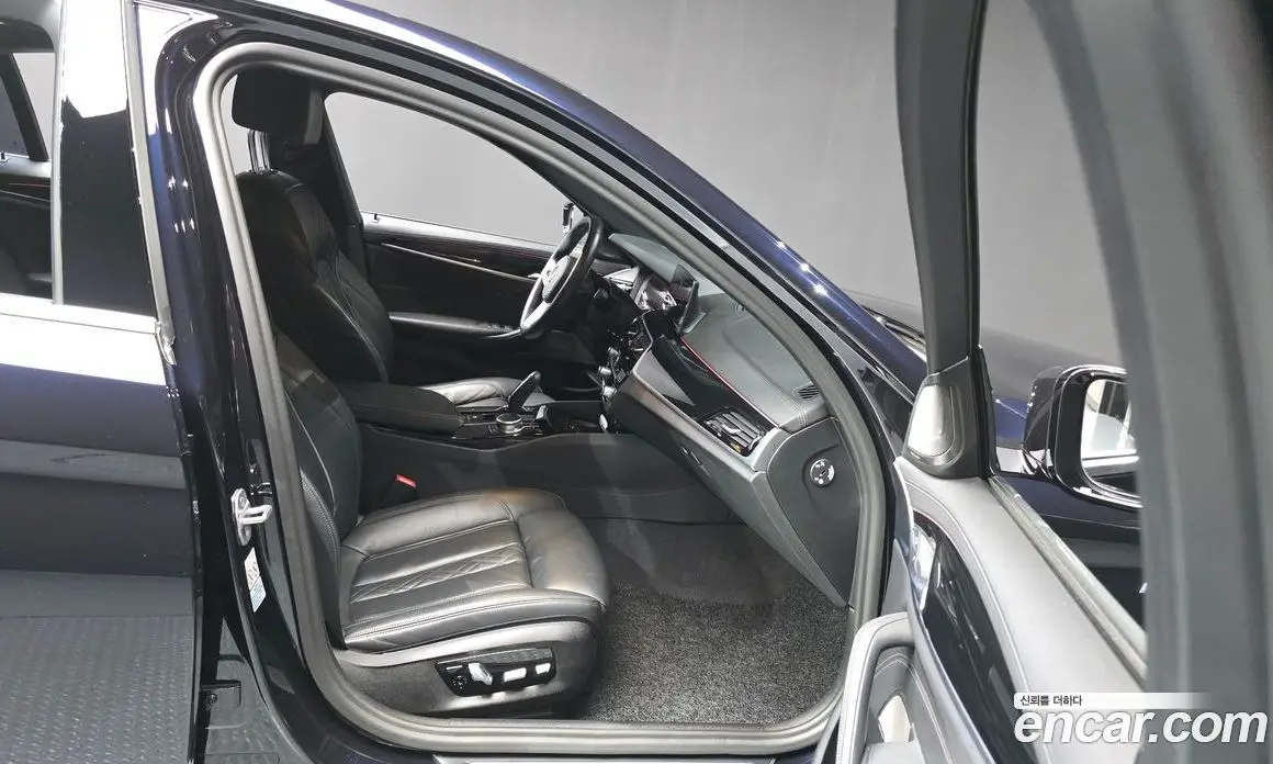 BMW 5 серия 2020 2.0 автомат (гидро), фото 17