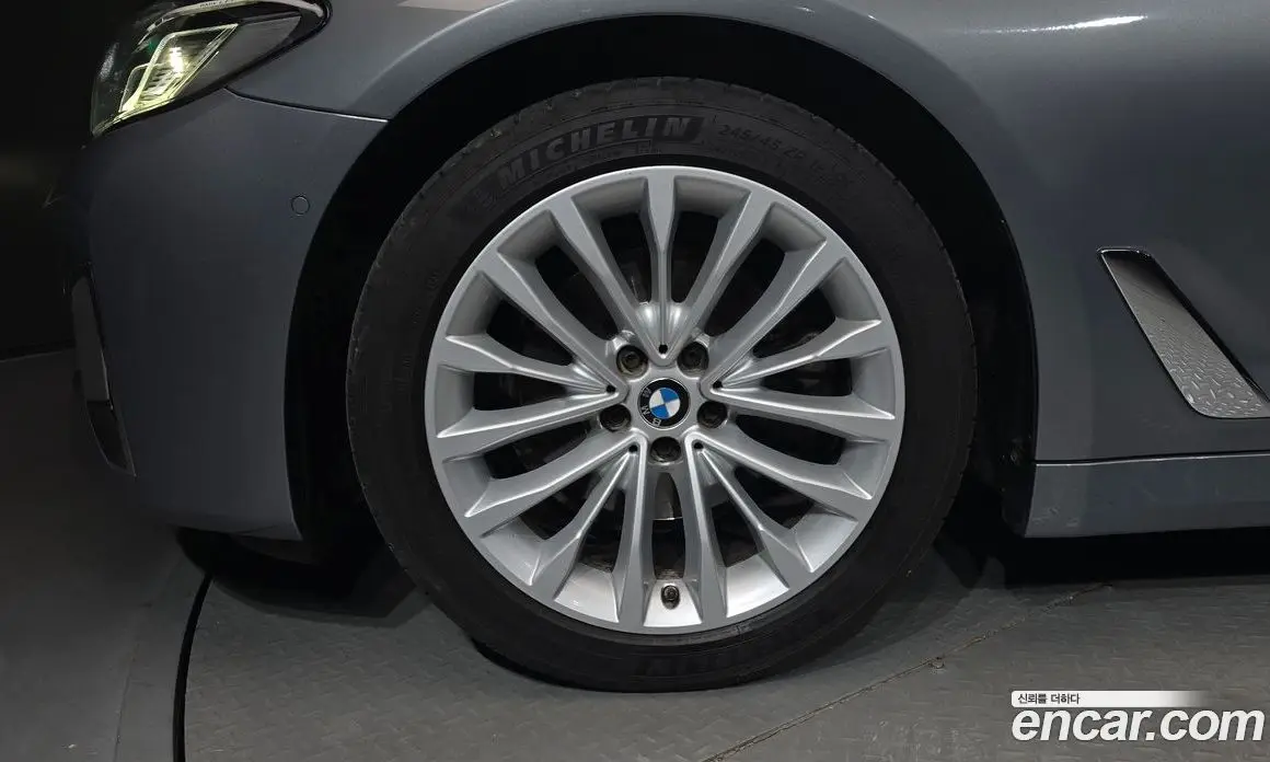 BMW 5 серия 2023 2.0 автомат (гидро), фото 5 BMW 5 серия 2023 2.0 автомат (гидро), фото 5