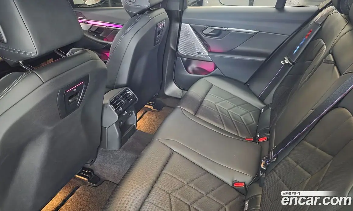 BMW 5 серия 2024 2.0 автомат (гидро), фото 20 BMW 5 серия 2024 2.0 автомат (гидро), фото 20