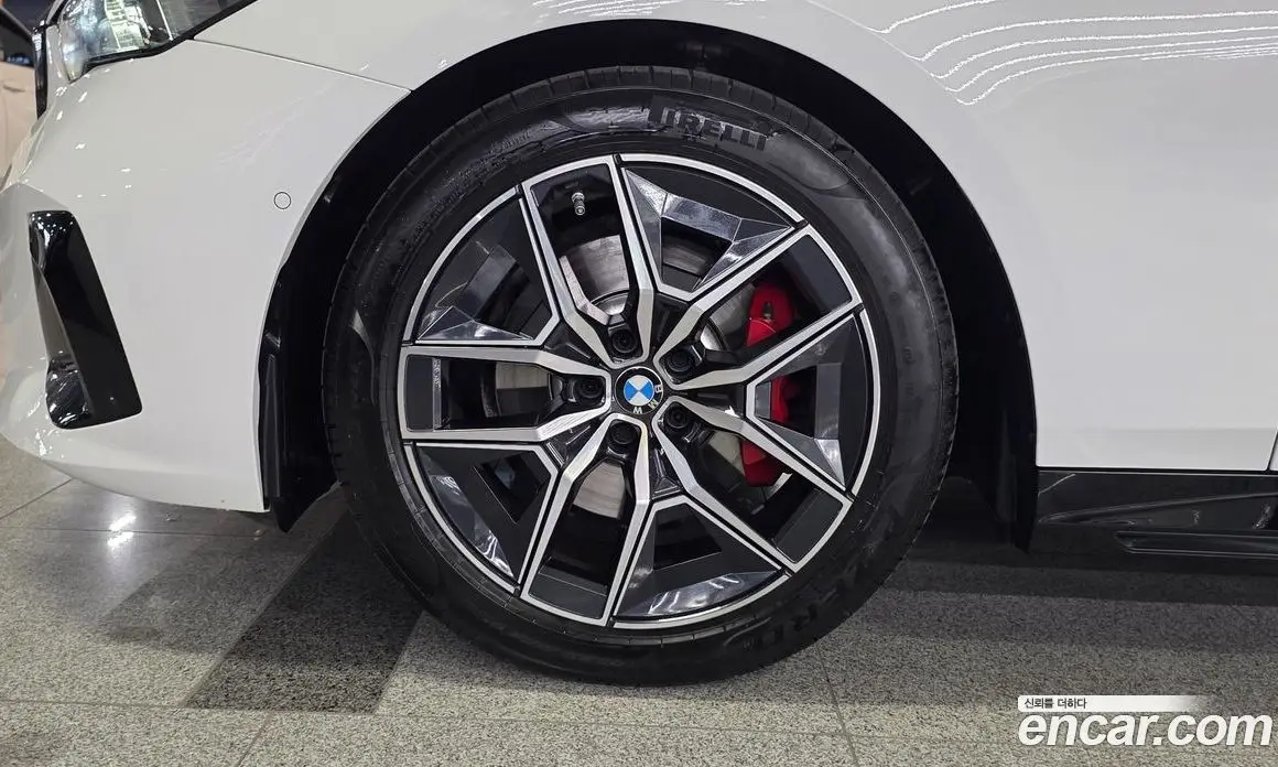BMW 5 серия 2024 2.0 автомат (гидро), фото 5 BMW 5 серия 2024 2.0 автомат (гидро), фото 5