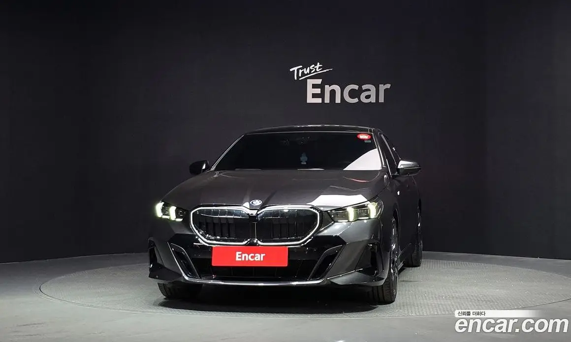 BMW 5 серия 2025 2.0 автомат (гидро), фото 3 BMW 5 серия 2025 2.0 автомат (гидро), фото 3