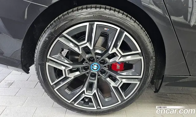 BMW 5 серия 2025 2.0 автомат (гидро), миниатюра 5 BMW 5 серия 2025 2.0 автомат (гидро), миниатюра 5