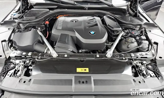 BMW 5 серия 2025 2.0 автомат (гидро), миниатюра 6 BMW 5 серия 2025 2.0 автомат (гидро), миниатюра 6