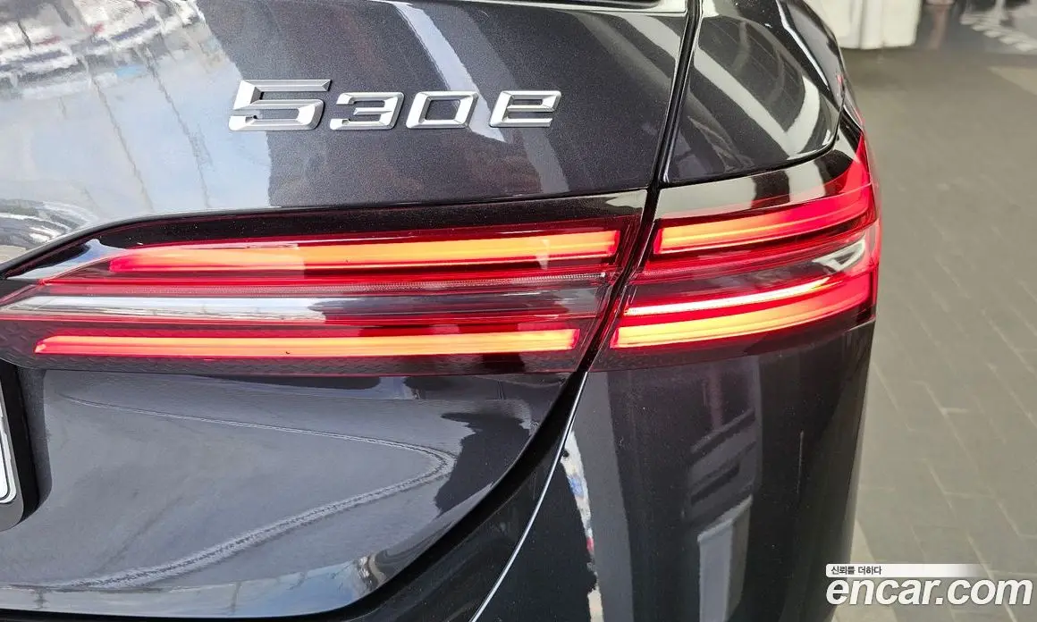 BMW 5 серия 2025 2.0 автомат (гидро), фото 9 BMW 5 серия 2025 2.0 автомат (гидро), фото 9