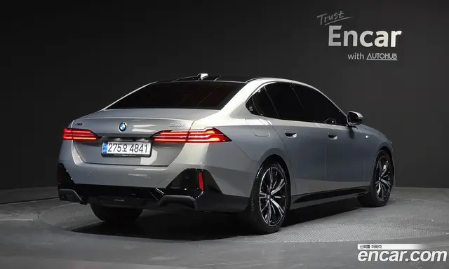 BMW 5 серия 2025 2.0 автомат (гидро), миниатюра 1