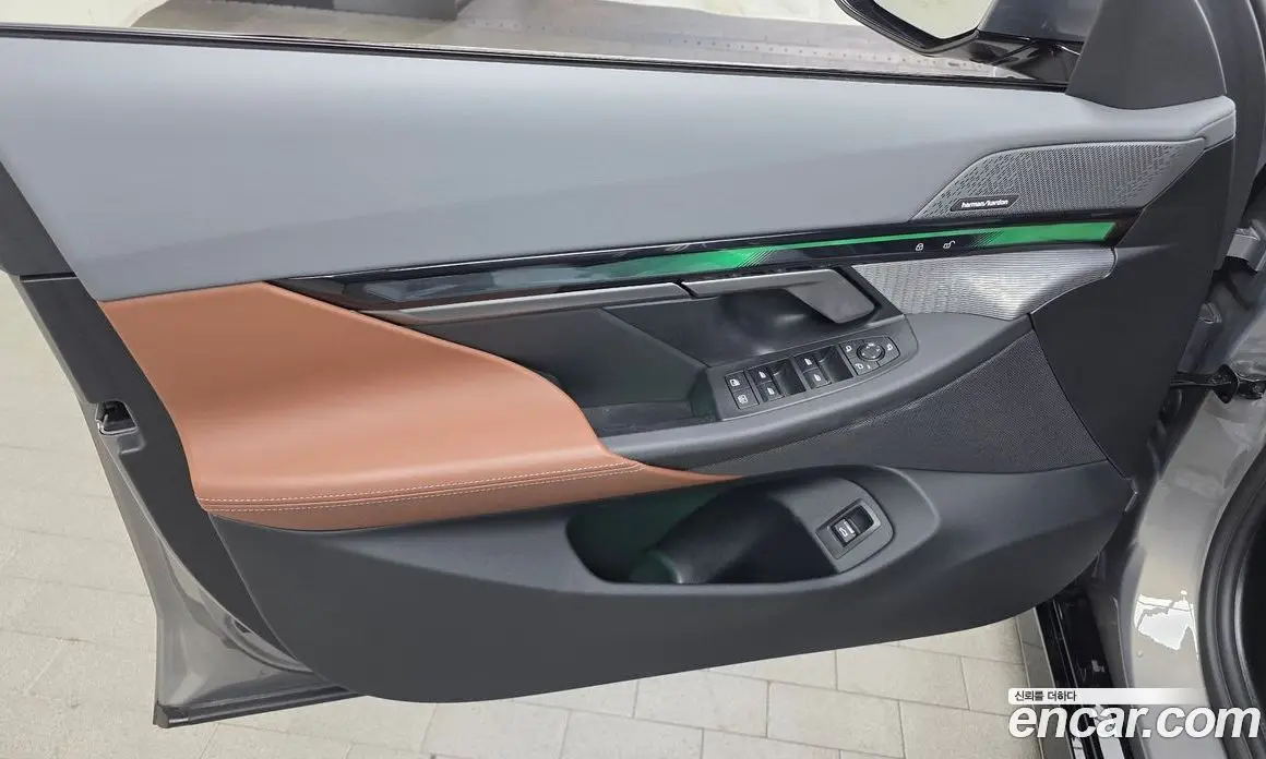 BMW 5 серия 2025 2.0 автомат (гидро), фото 13