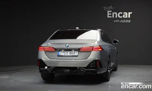 BMW 5 серия 2025 2.0 автомат (гидро), миниатюра 3