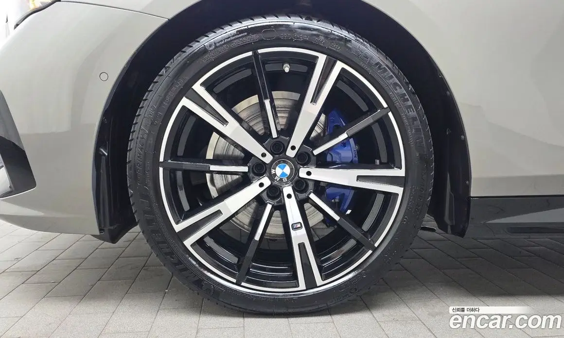 BMW 5 серия 2025 2.0 автомат (гидро), фото 4