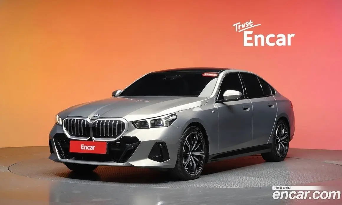 BMW 5 серия 2025 2.0 автомат (гидро), фото 35