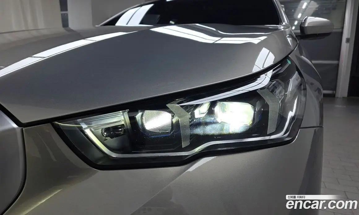BMW 5 серия 2025 2.0 автомат (гидро), фото 7
