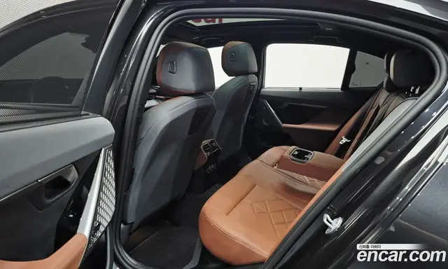 BMW 5 серия 2025 2.0 автомат (гидро), миниатюра 11 BMW 5 серия 2025 2.0 автомат (гидро), миниатюра 11