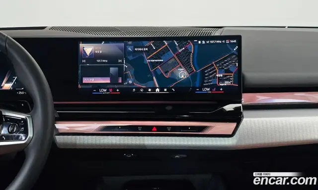 BMW 5 серия 2025 2.0 автомат (гидро), миниатюра 12