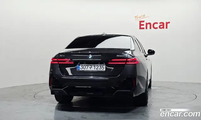 BMW 5 серия 2025 2.0 автомат (гидро), миниатюра 4 BMW 5 серия 2025 2.0 автомат (гидро), миниатюра 4