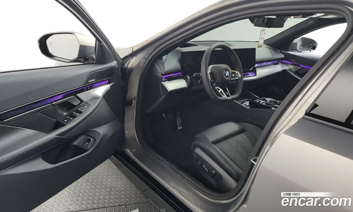 BMW 5 серия 2025 2.0 автомат (гидро), фото 12 BMW 5 серия 2025 2.0 автомат (гидро), фото 12