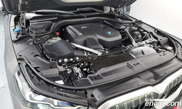BMW 5 серия 2025 2.0 автомат (гидро), миниатюра 5 BMW 5 серия 2025 2.0 автомат (гидро), миниатюра 5