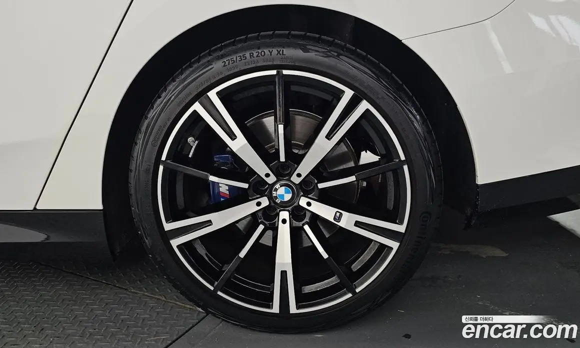 BMW 5 серия 2025 2.0 автомат (гидро), фото 6 BMW 5 серия 2025 2.0 автомат (гидро), фото 6