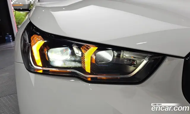 BMW 5 серия 2025 2.0 автомат (гидро), миниатюра 7 BMW 5 серия 2025 2.0 автомат (гидро), миниатюра 7